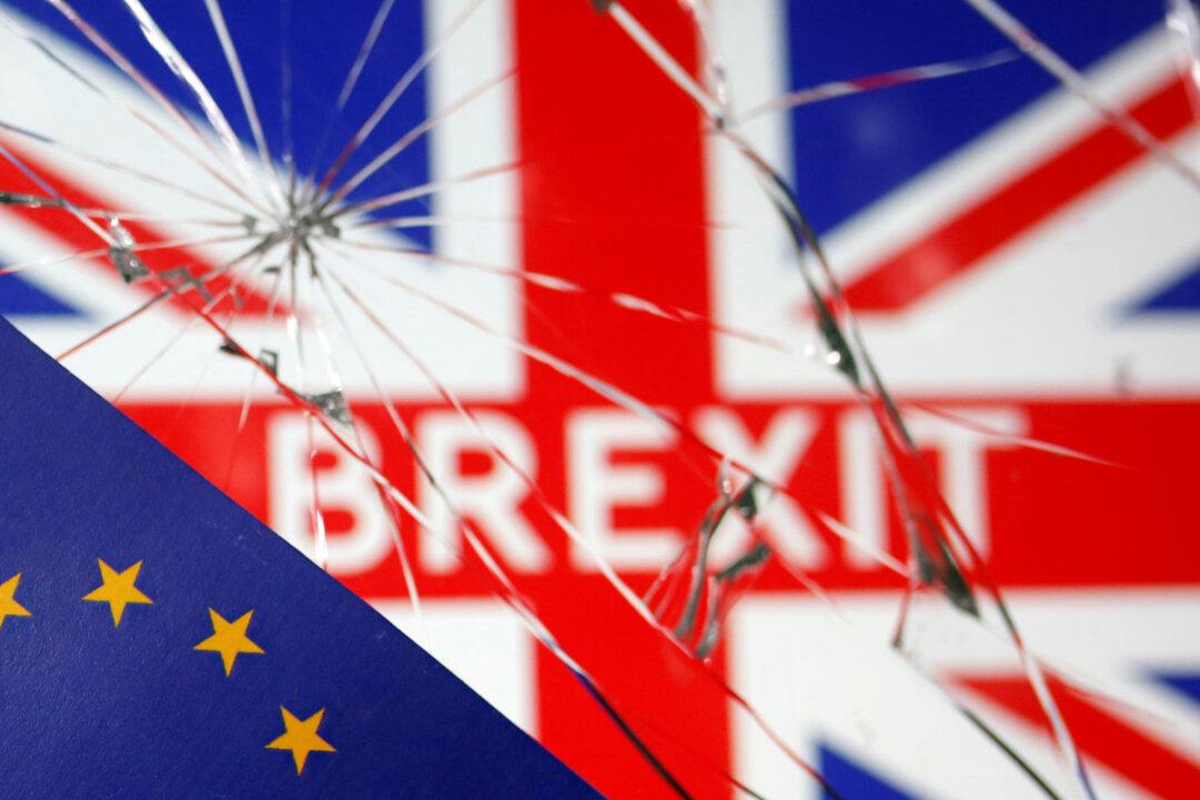 UK Business Groups Issue Urgent Plea for Brexit Deal