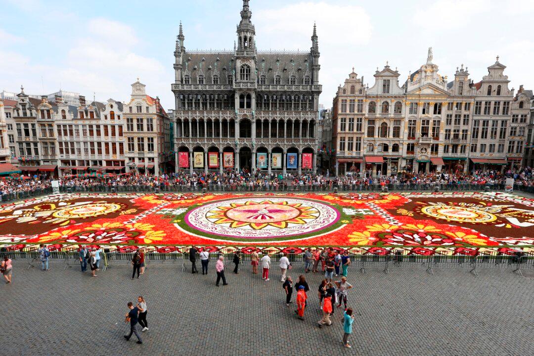 Magnificent City Squares Around the World