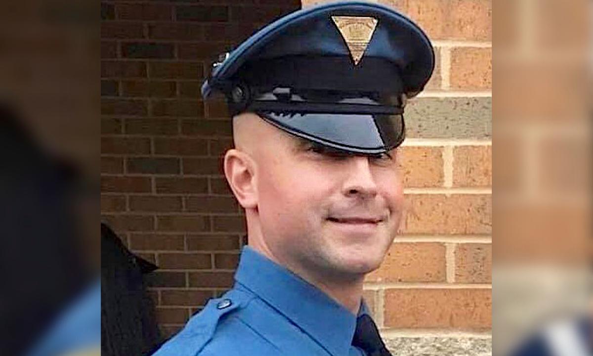 Off-Duty State Trooper Performs Life-Saving CPR on Bus Driver While Picking Daughter Up From School