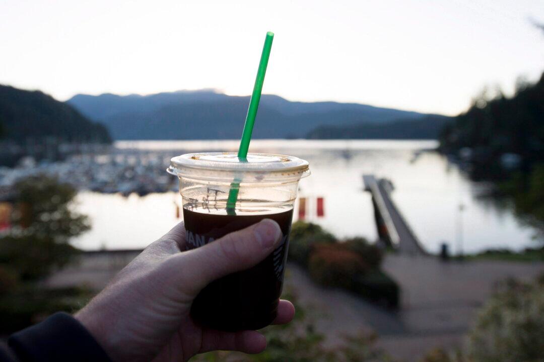 Tim Hortons to Remove 300 Million Plastic Straws From Its Restaurants by Early 2021