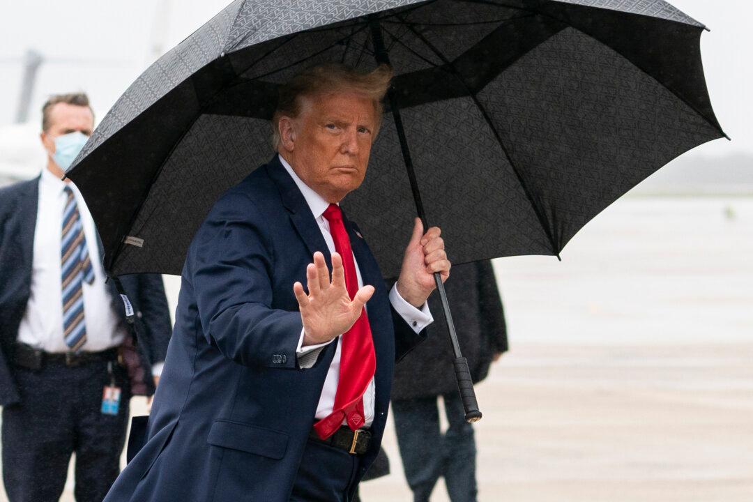 Trump Seeks Supreme Court Intervention in Case Involving His Financial Information