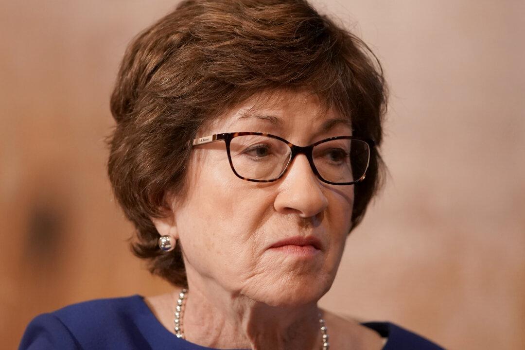 Trump: Convincing Susan Collins to Confirm Amy Coney Barrett ‘Not Worth the Work’
