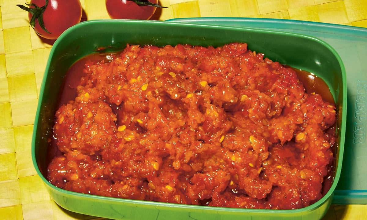 Tomato Sambal (Sambal Tomat)