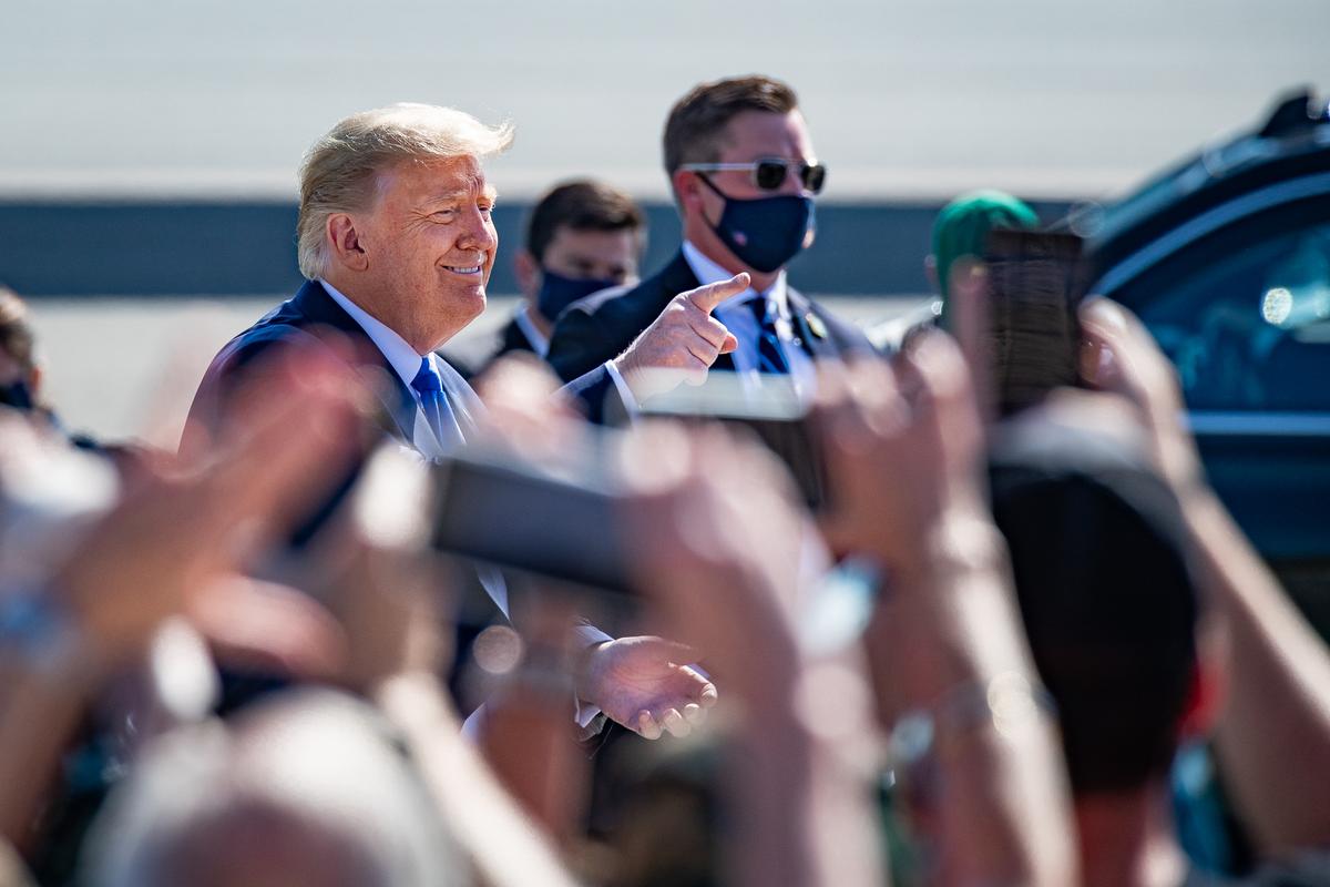 Trump Visits Newport Beach for Private Fundraiser