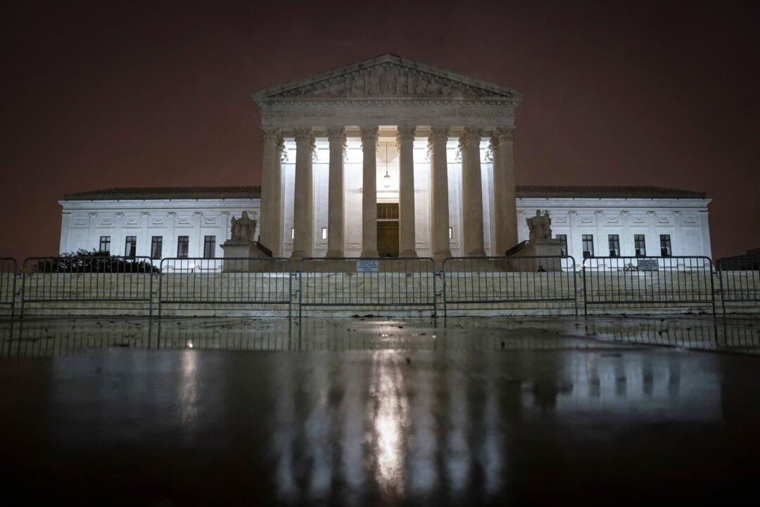 39 States Pick Sides in Texas Supreme Court Election Challenge