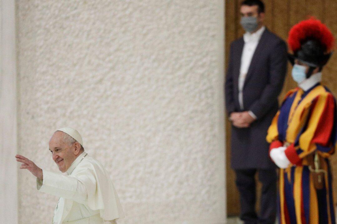 Vatican, China Extend Bishop Nomination Agreement by 2 Years