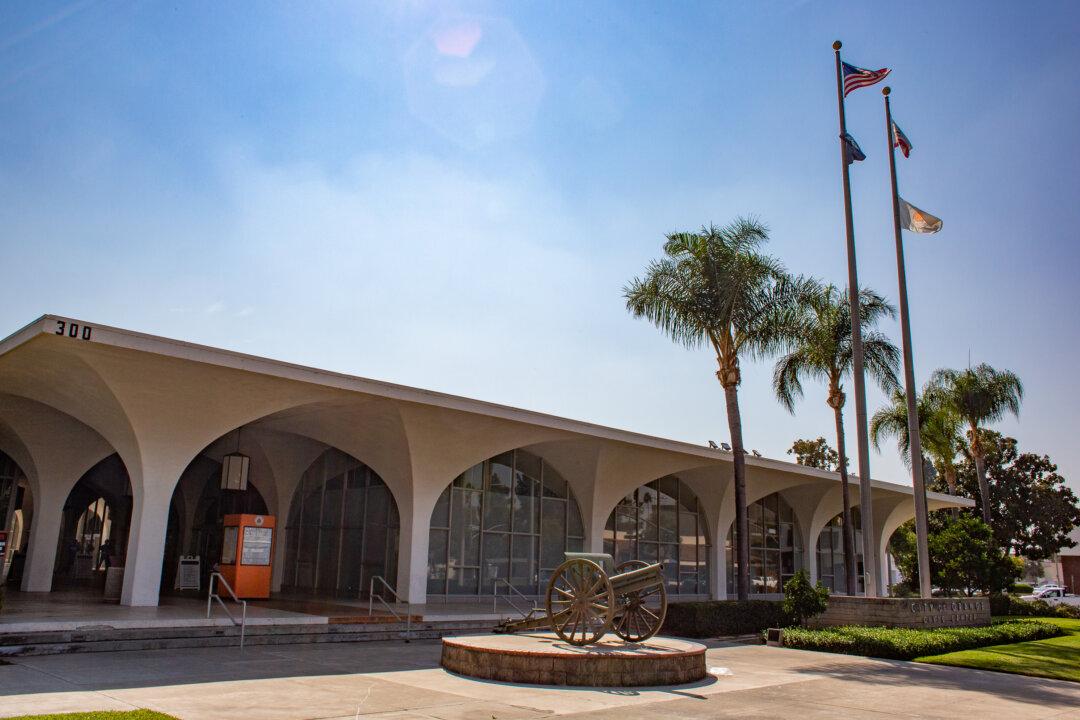 Orange Council Forgoes Special Election, Appoints Member to Vacant Seat