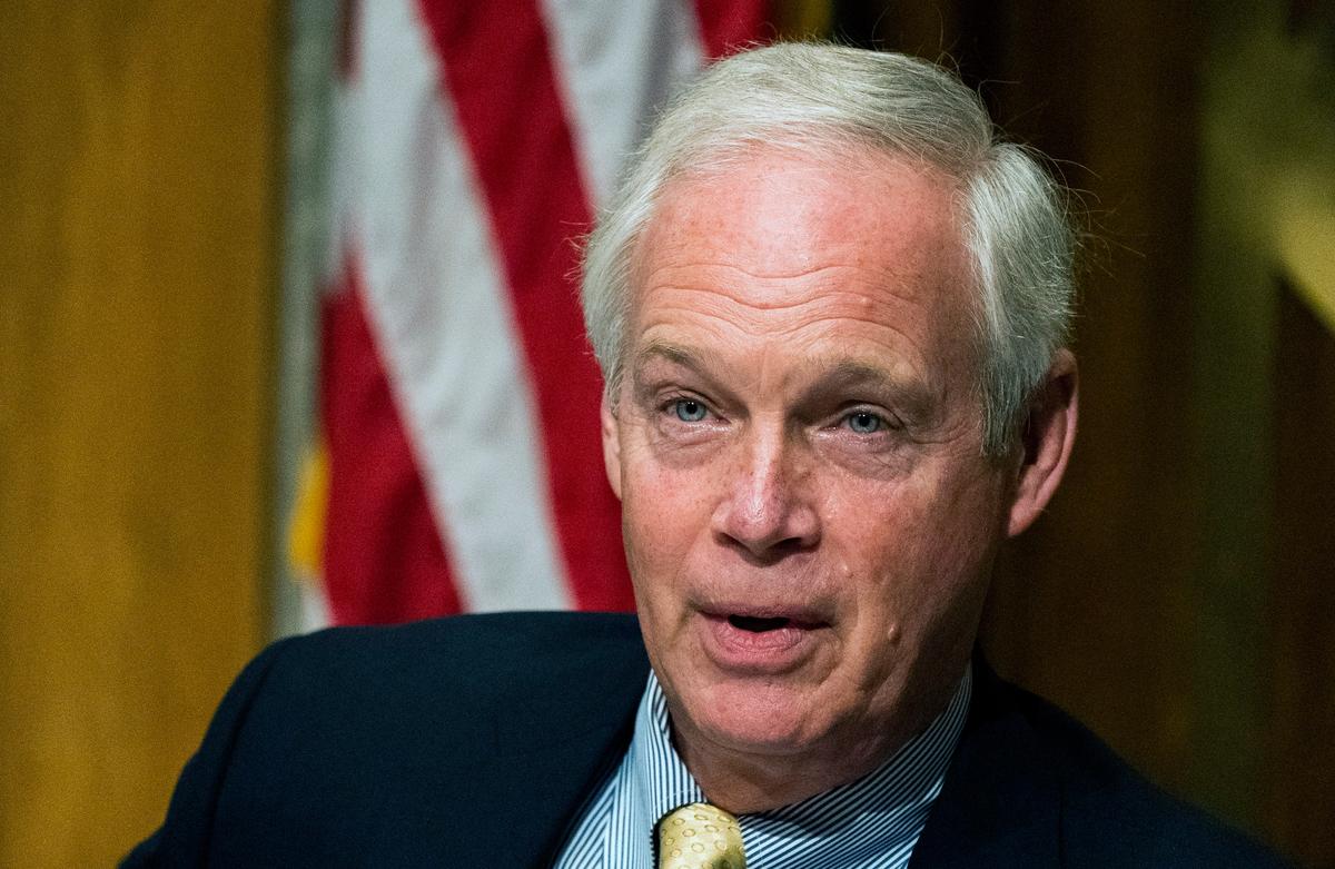 Sen. Johnson Blocks 2 Proposals for $1,200 Stimulus Checks