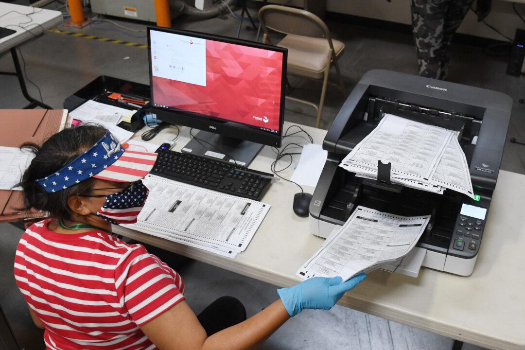 Nevada Republicans Ask Court to Pause Las Vegas-Area Ballot Counting