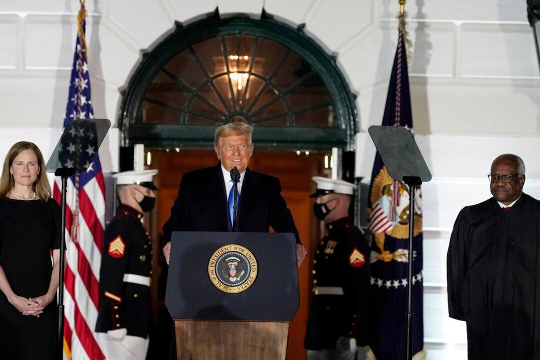 Barrett Vows Judicial Independence During Swearing-In Ceremony