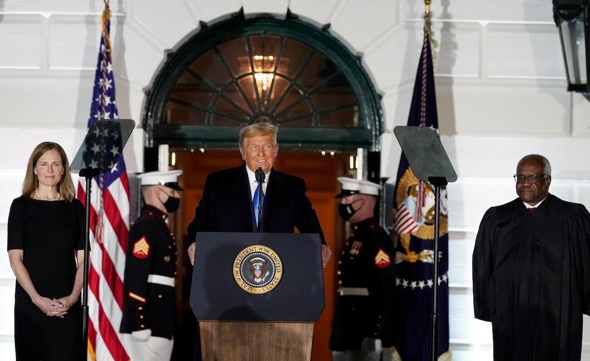 Barrett Vows Judicial Independence During Swearing-In Ceremony