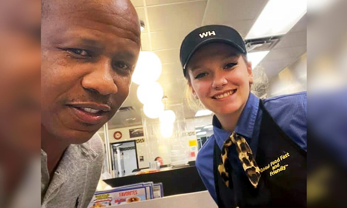 Pastor Raises $12,000 for a Broke 7-Month-Pregnant Mom After Learning Baby’s Name