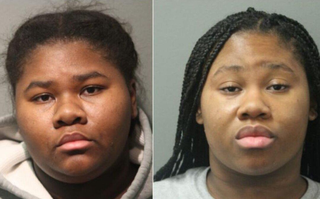 Woman Stabs Employee 27 Times After Being Told to Wear Mask in Chicago Store: Police