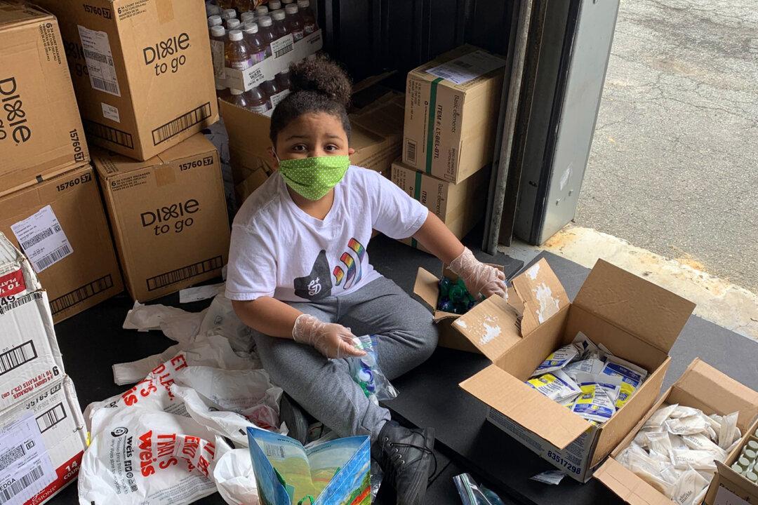 Inspiring 7-Year-Old Boy Runs Community Pantry to Help People in Need During Pandemic