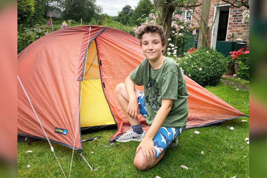 10-Year-Old Cub Scout Sleeps in Tent for 200 Days to Raise 86,000 Pounds for Local Hospice