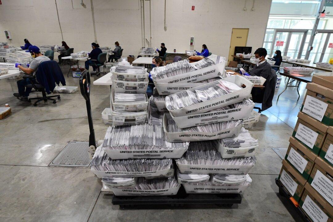 Democrats and Republicans Criticize Pollsters’ Failures