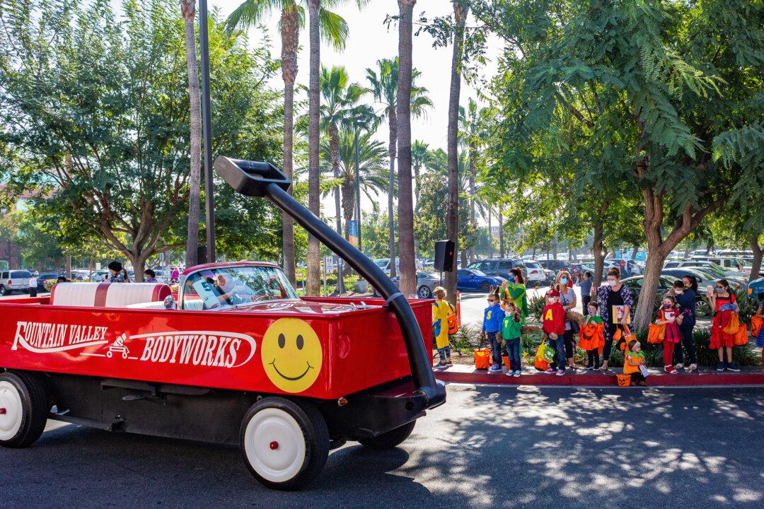 Hospital’s Trick-or-Treat Parade Leaves Kids Smiling in Fountain Valley