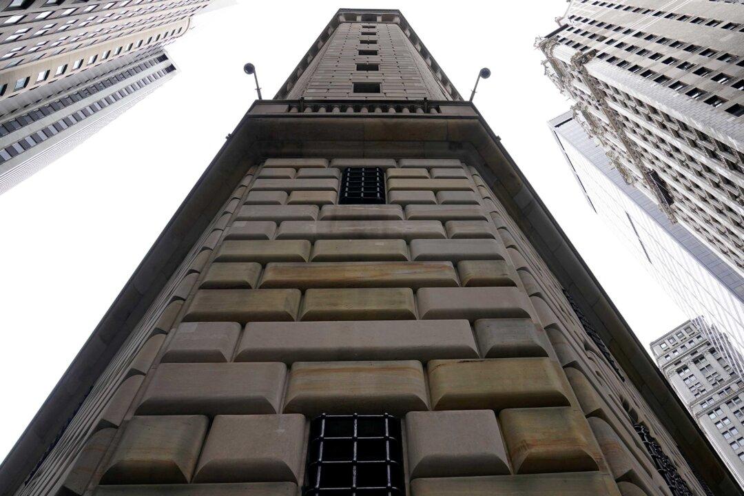 Fed Reduces Loan Minimum, Easing Terms for Main Street Program