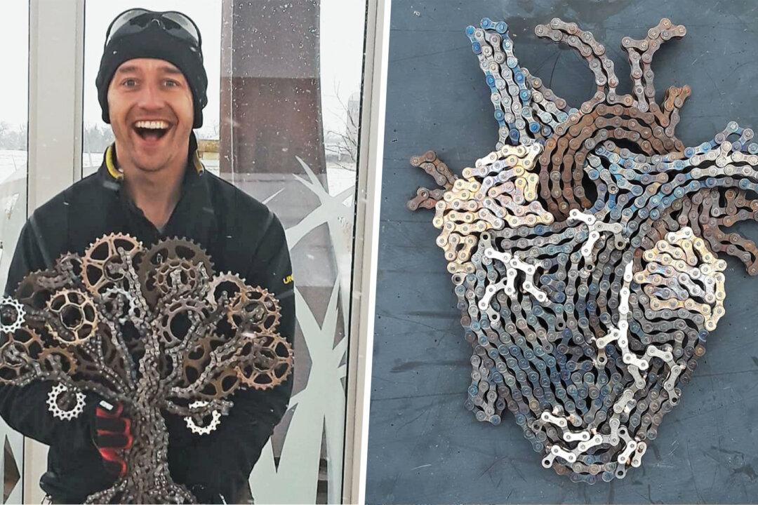 Meet the Talented Artist Who Creates Stunning Metallic Sculptures From Old Bicycle Chains