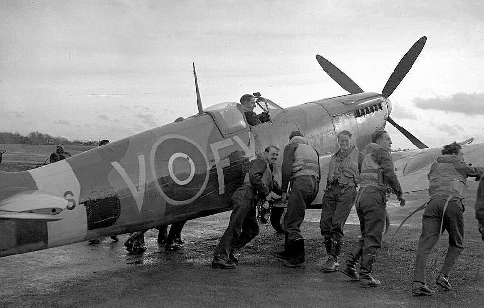 WWII Veteran Allen Cameron Remembers It All