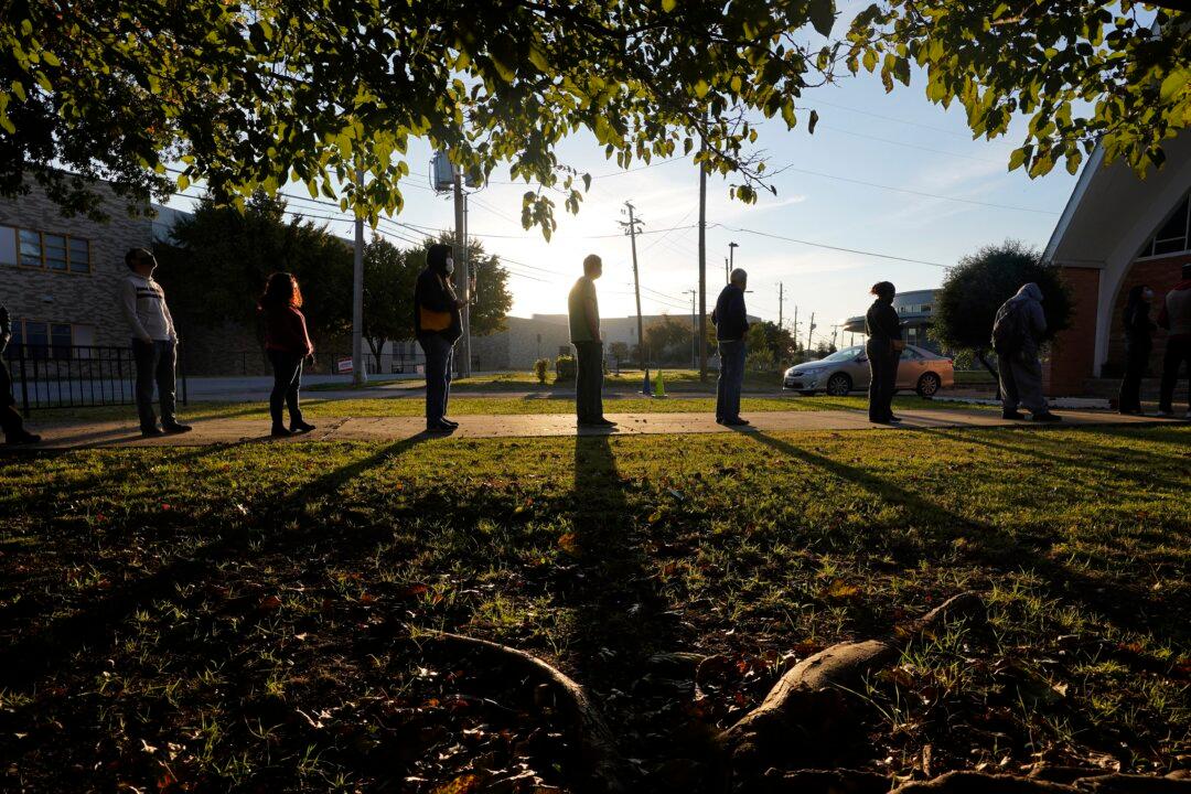 Texas 2020 Election Audit Finds ‘Very Serious Issues’ in Harris County