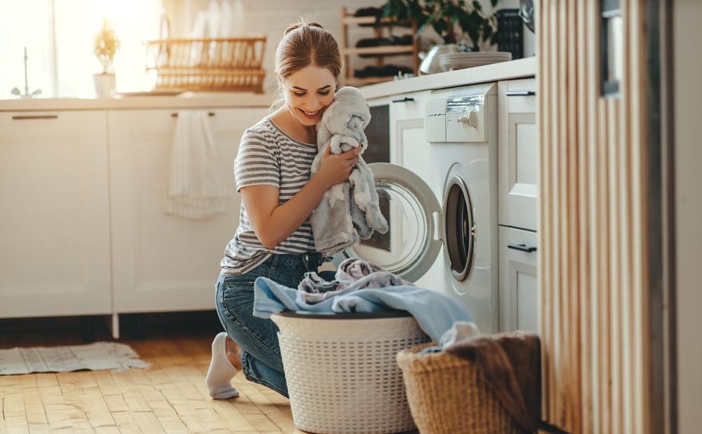 How to Make Your Own Laundry Softener