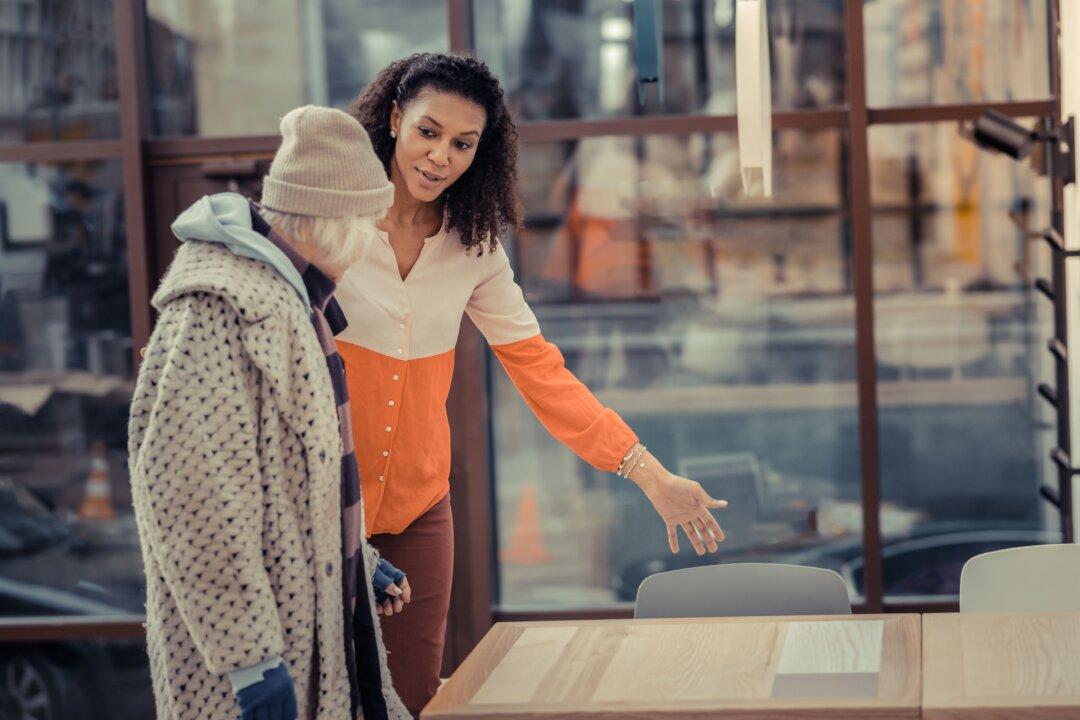 How Kindness Spreads in a Community