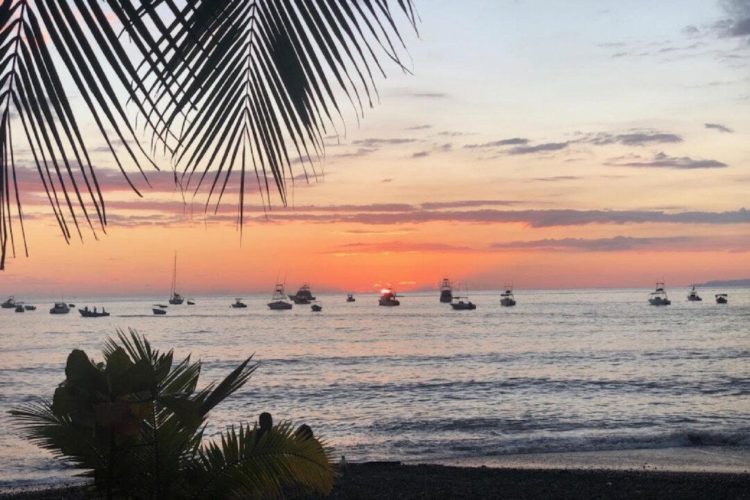 IN-DEPTH: Tourist Paradise Costa Rica Flooded With Illegal Immigrants