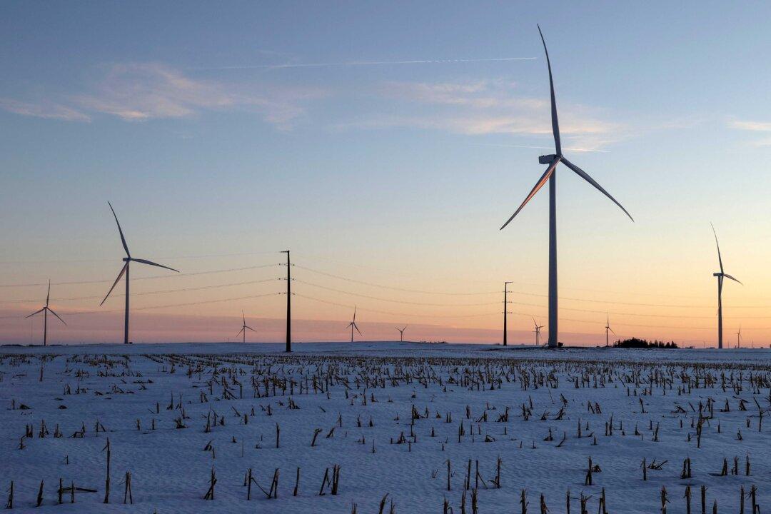 NextEra Energy Made $15 Billion Bid for Evergy: Sources