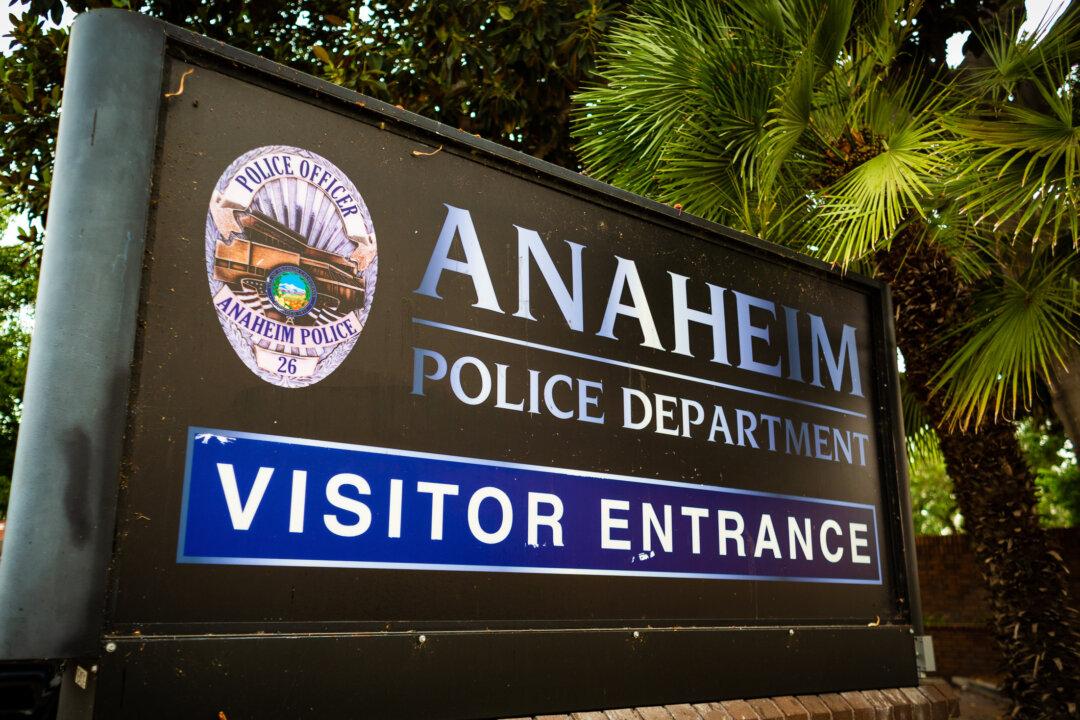 Anaheim Police Probe Shooting Death