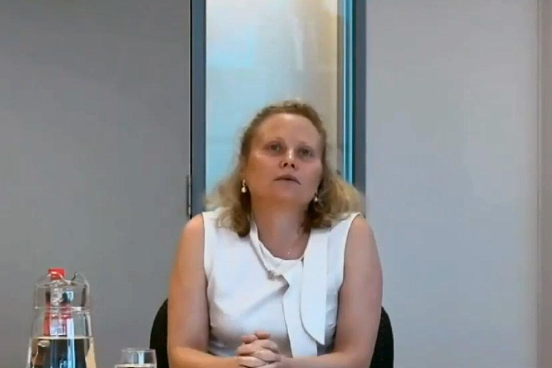 Victorian Health Secretary Boss Kym Peake Resigns