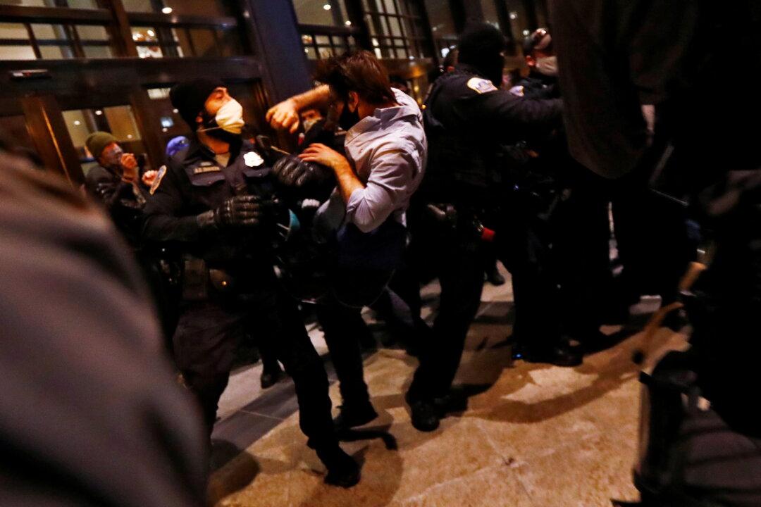 At Least 20 Arrested as Protesters Clash in Washington
