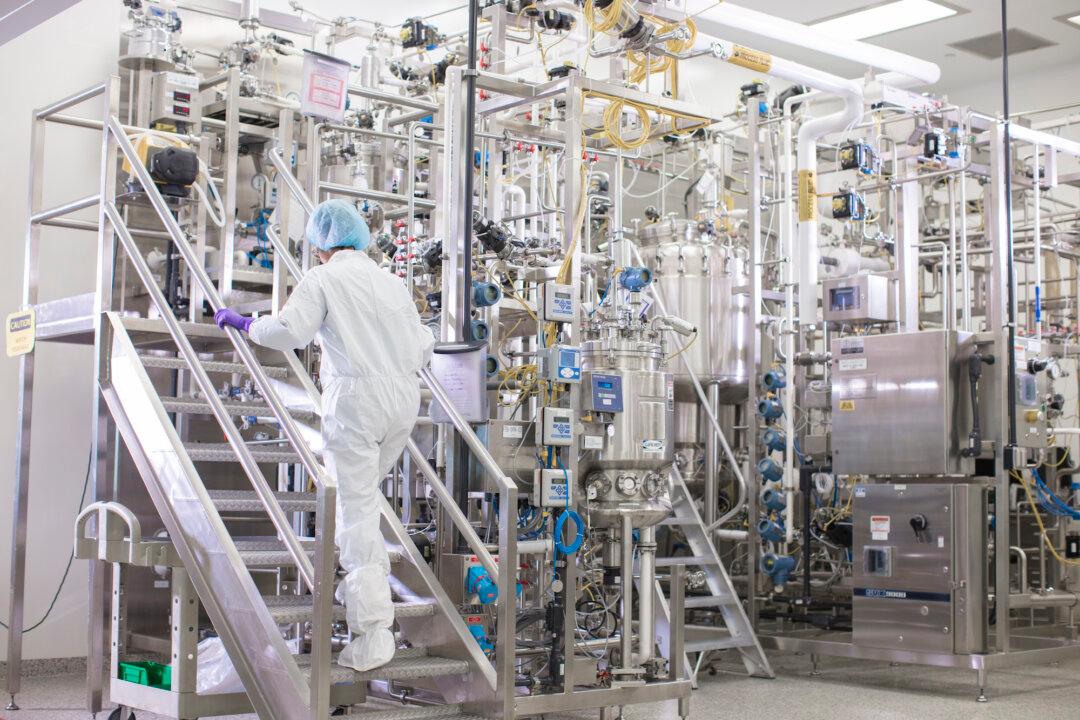 63 Percent of Americans Want Government to Buy US-Made Goods, Even at Higher Cost: Poll