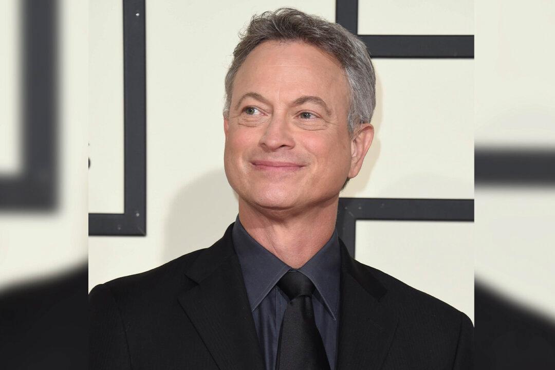 Navy Vet Gets Surprise Call From Gary Sinise Telling Him His Mortgage Has Been Paid Off for Veteran’s Day