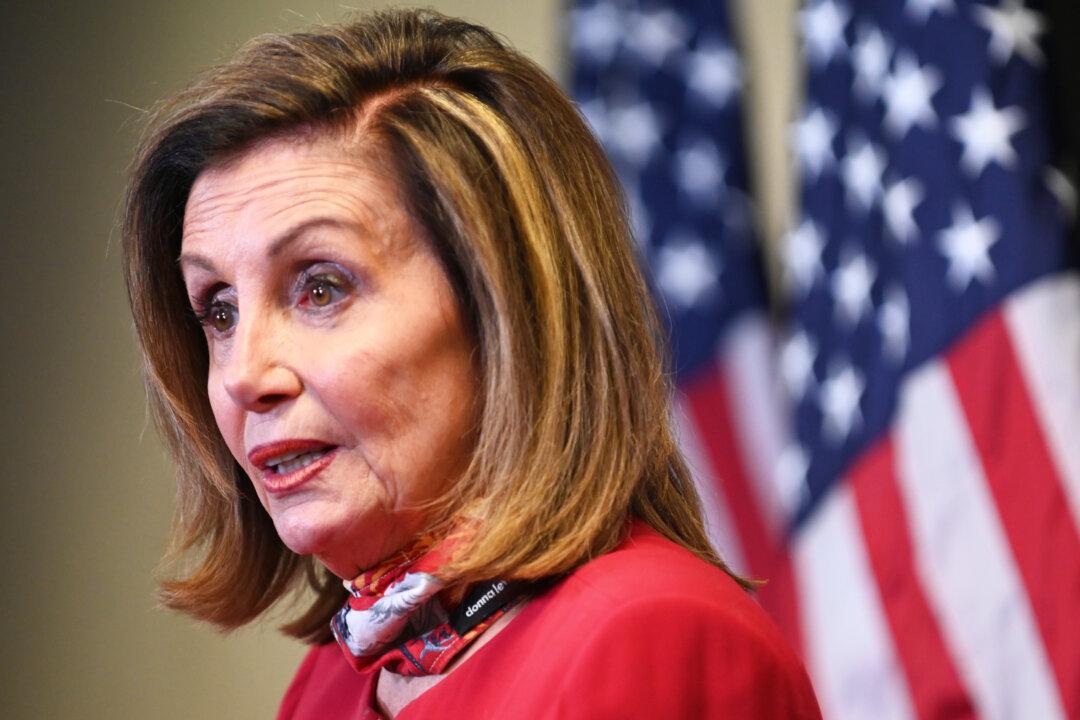 Pelosi Calls on GOP Leaders to Support $2,000 Stimulus Checks on Christmas Eve