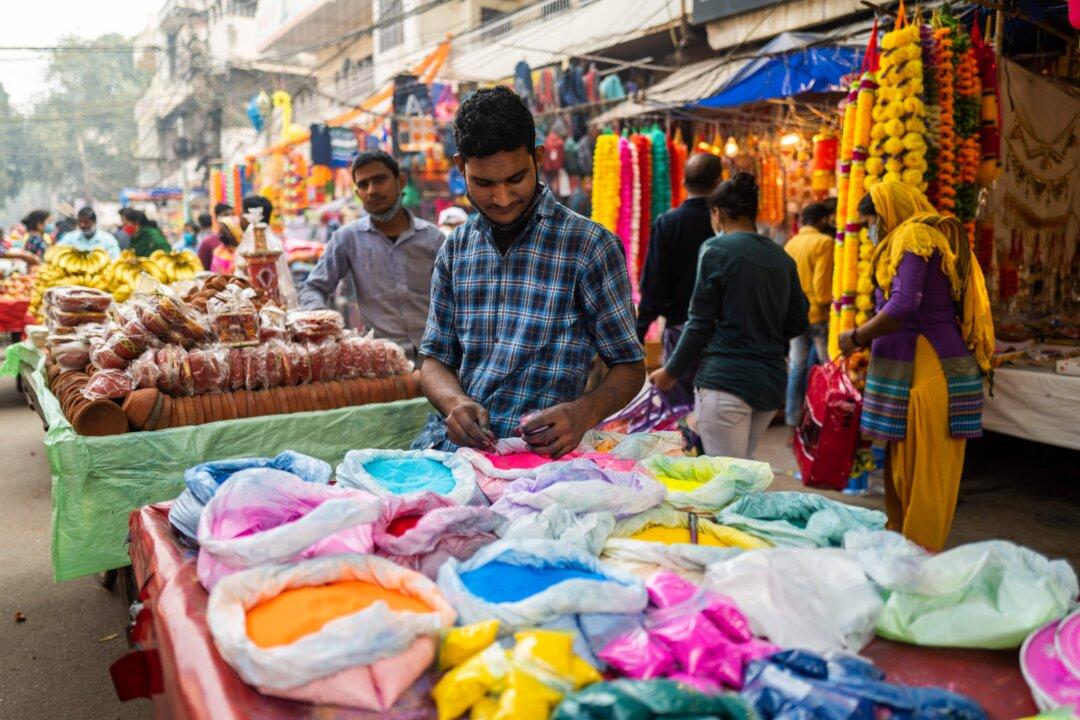 India Sees Increase in Festival Spending Despite Inflation Concerns