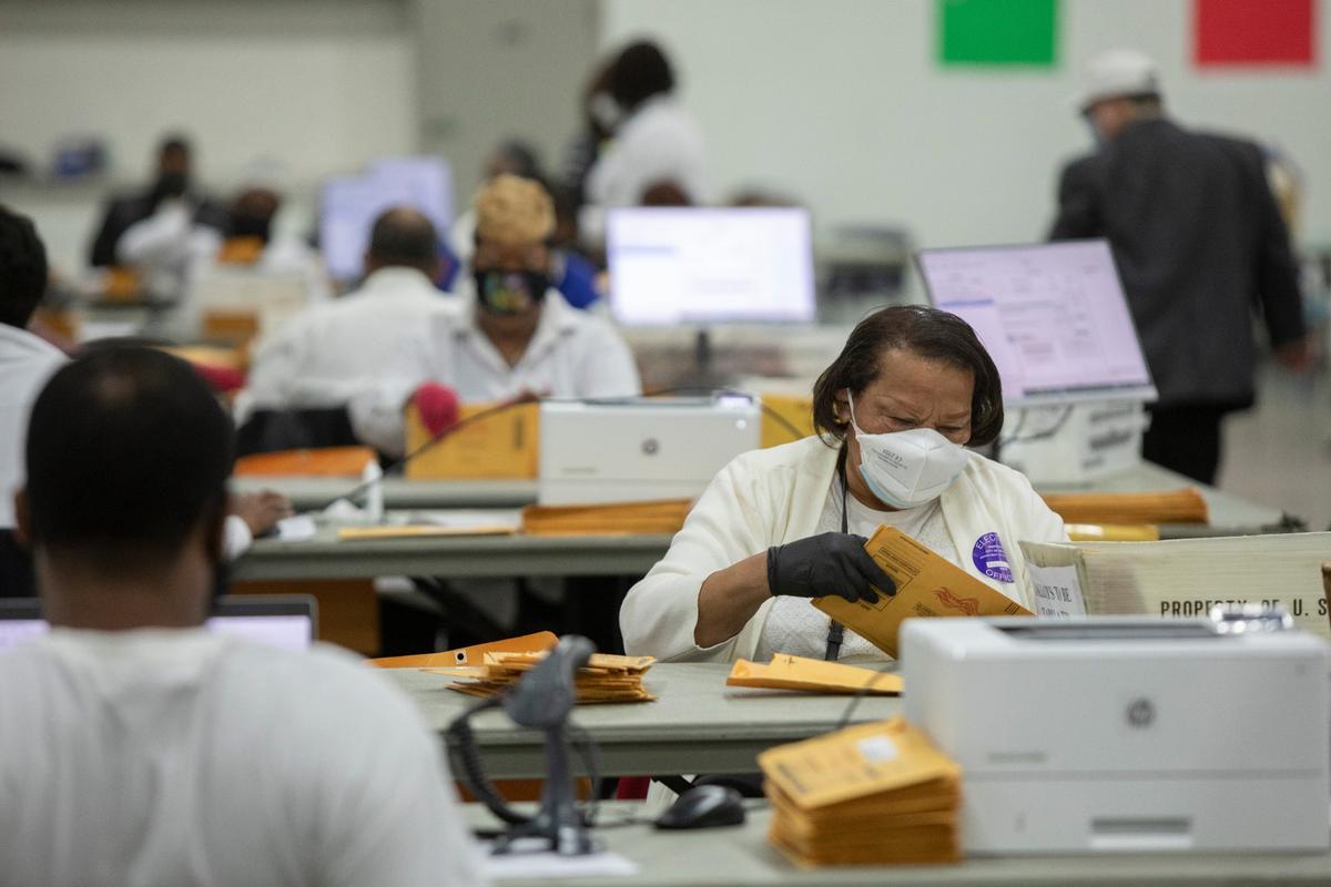 Michigan GOP Poll Challenger: ‘They Didn’t Disqualify a Single Ballot’