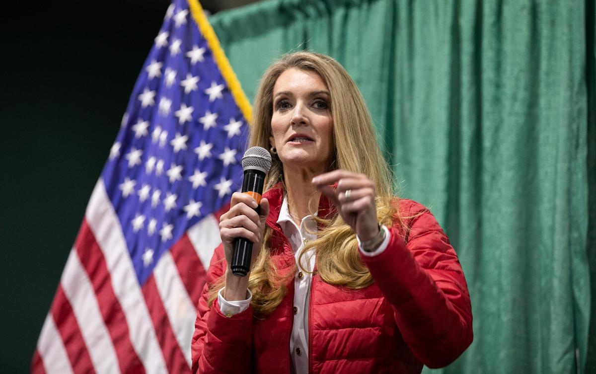 Sen. Kelly Loeffler Campaign Staffer Dies in Car Crash: Pence