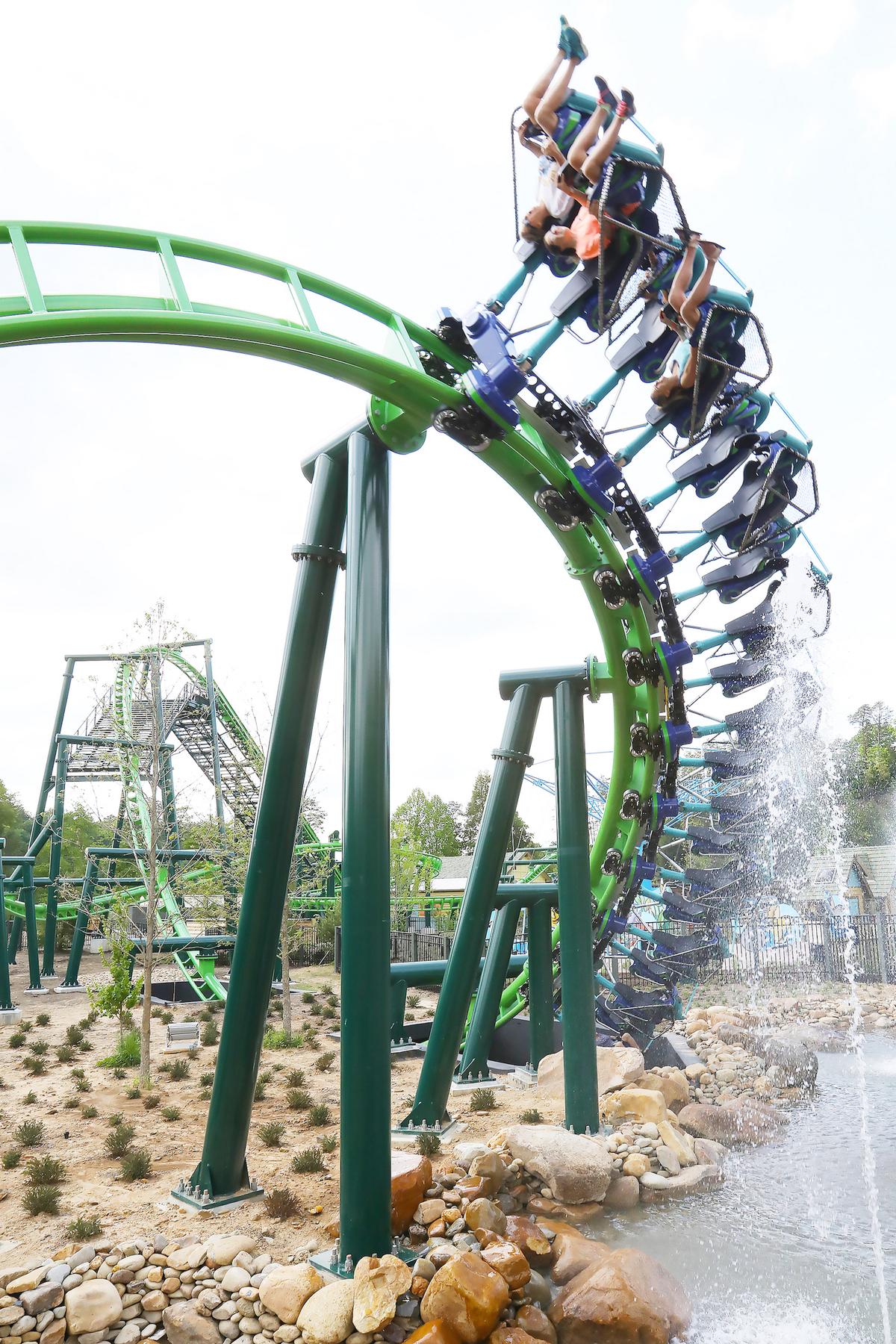 A Holiday Road Trip to Pigeon Forge