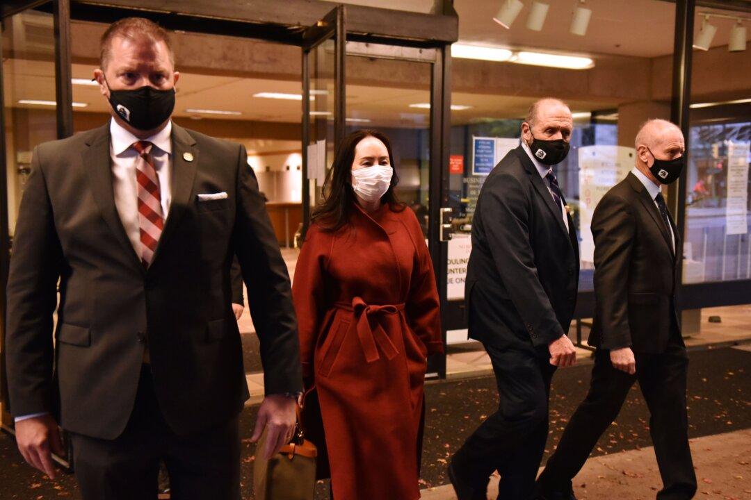 RCMP Officer Denies Allegation That Canadian Police Kept Arrest Warrant Secret From Meng Wanzhou