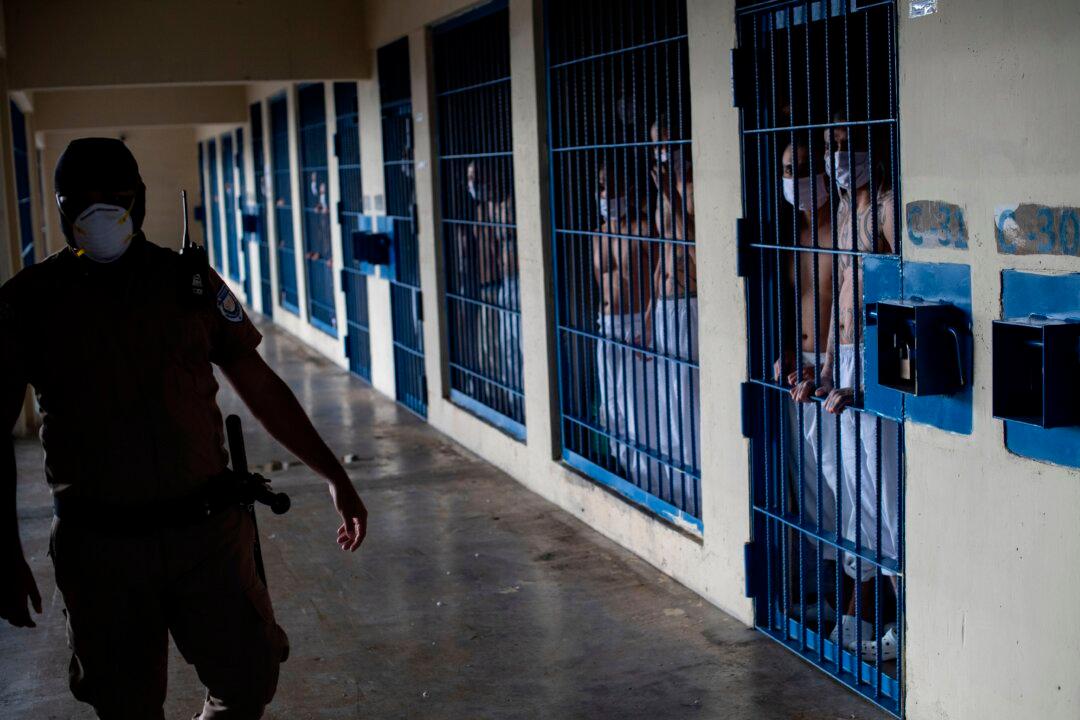 Thousands Arrested in El Salvador After Historic Crime Wave and Gang Killings