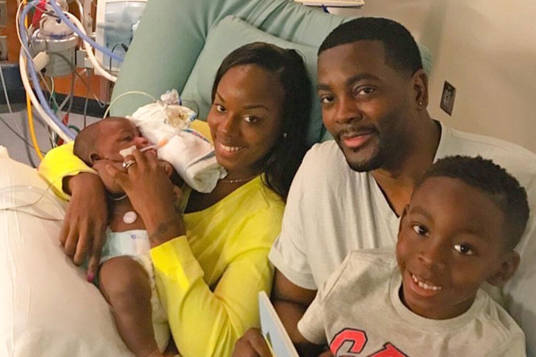 Mom of Preemies Who Weighed 1lb and 3lb at Birth Celebrates Overcoming Odds, Starts Nonprofit
