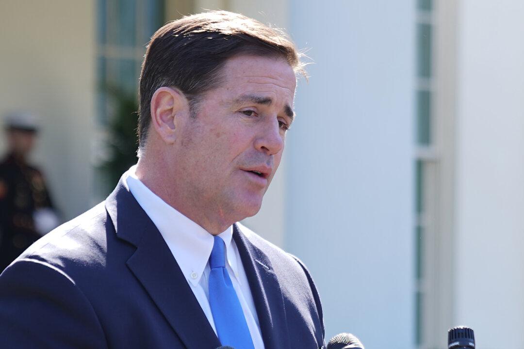 Arizona Gov. Ducey Orders Schools to Offer In-Person Learning