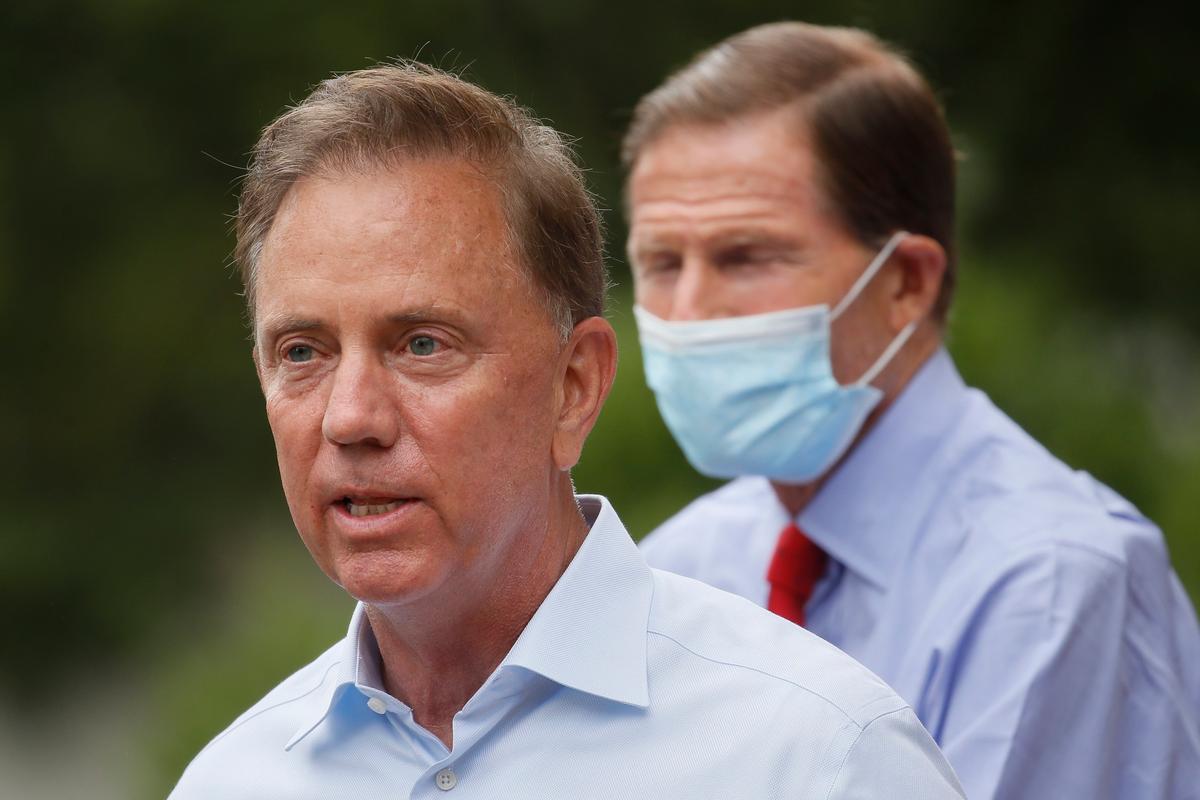 Connecticut Governor Requires Nursing Home Visitors to Show Proof of Vaccination, Negative Test