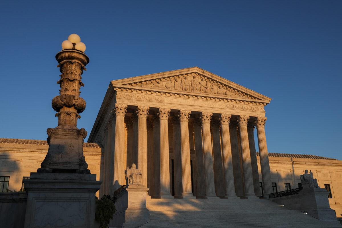 The Supreme Court in Washington on Sept. 21, 2020. (Samira Bouaou/The Epoch Times)