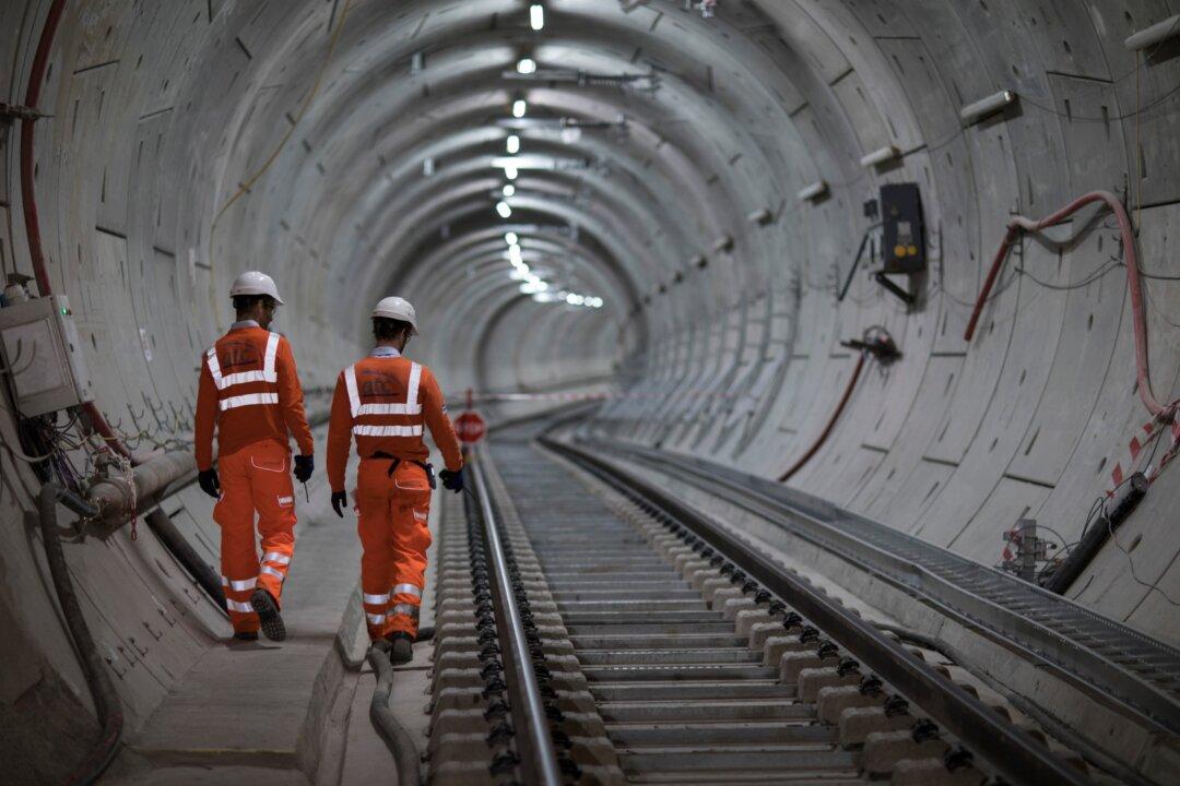 UK Shelves London’s Crossrail 2 to Free up Funds for Regional Cities
