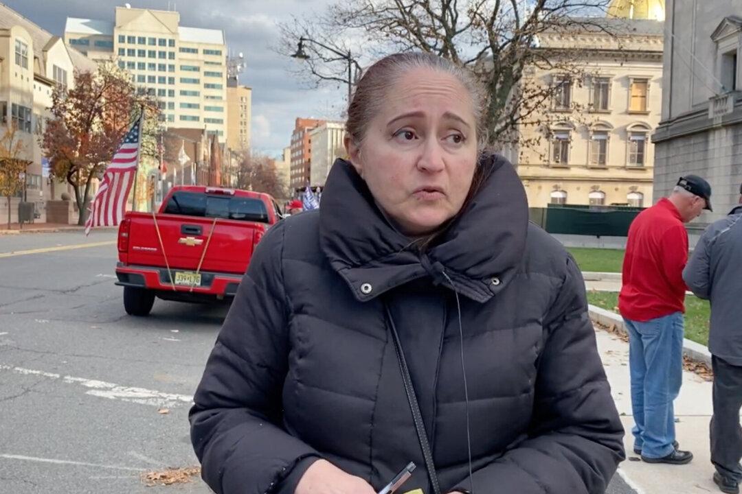 New Jersey Voter Tells Americans to ‘Fight Tooth and Nail’ Against Communism