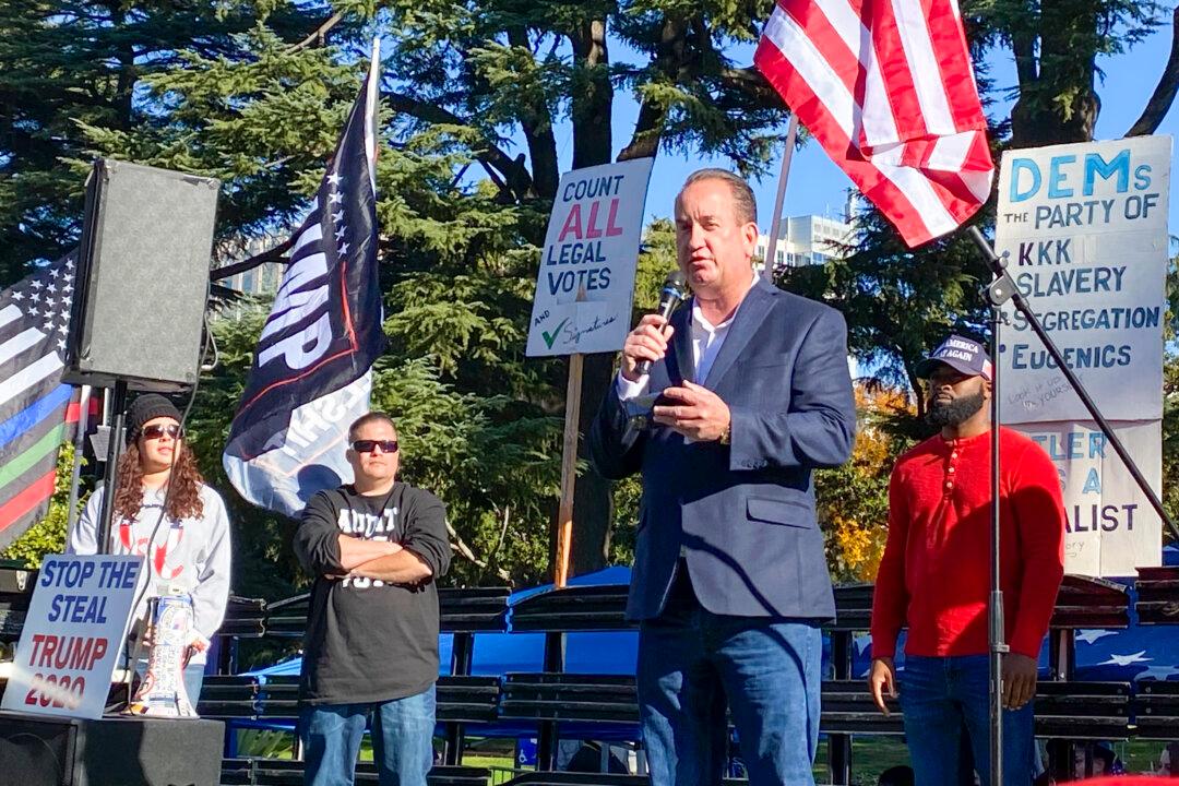 Californians Hold Anti-Lockdown, Anti-Fraud Protest on Thanksgiving Weekend