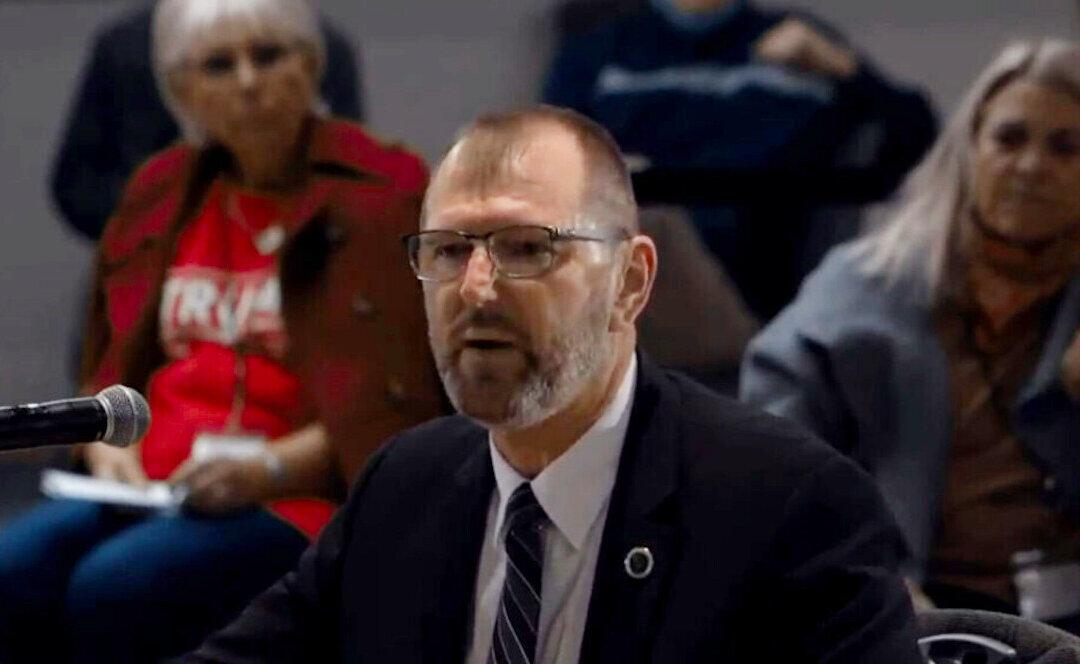 Alleged Anonymous Email From Arizona Tech Worker Says 35,000 Votes Given to Democrats: Expert