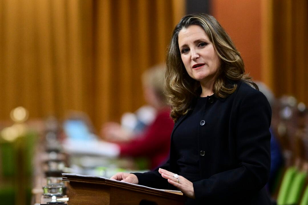 Feds’ Fall Fiscal Update Lays Groundwork for Big Spending on Growth